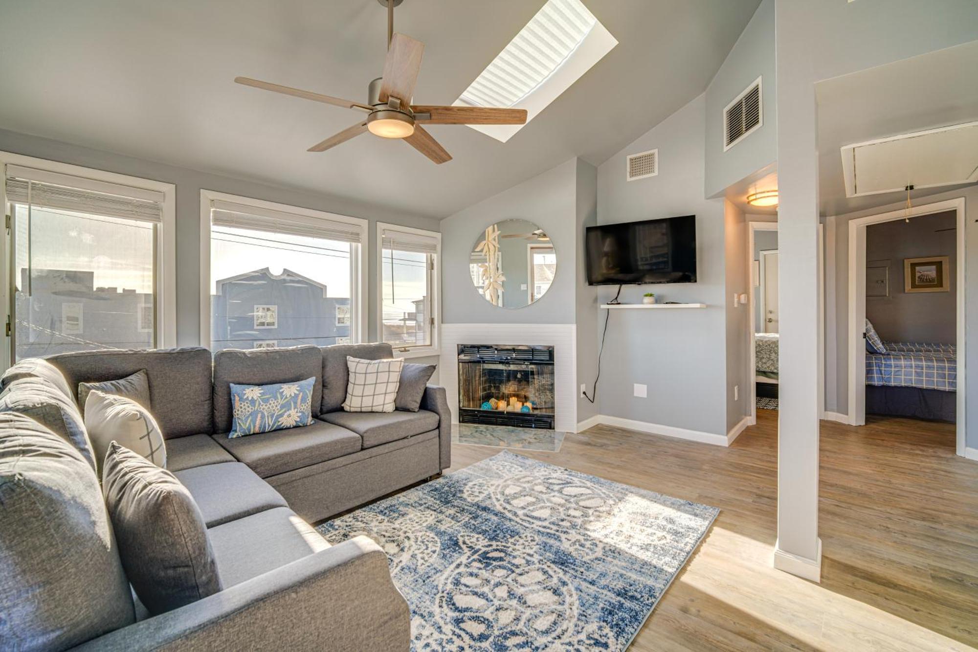 Ocean Retreat With Ocean Views, Walk To Beach! * Ocean City