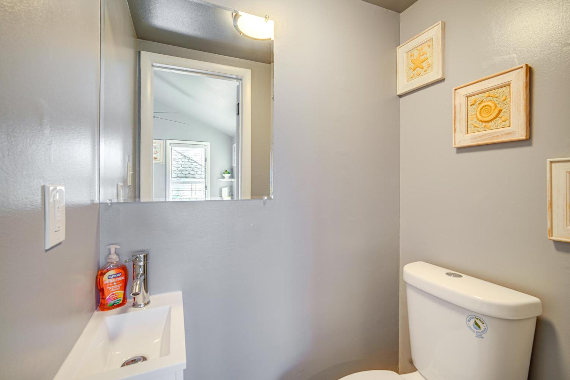 Ocean Retreat With Ocean Views, Walk To Beach! Ocean City