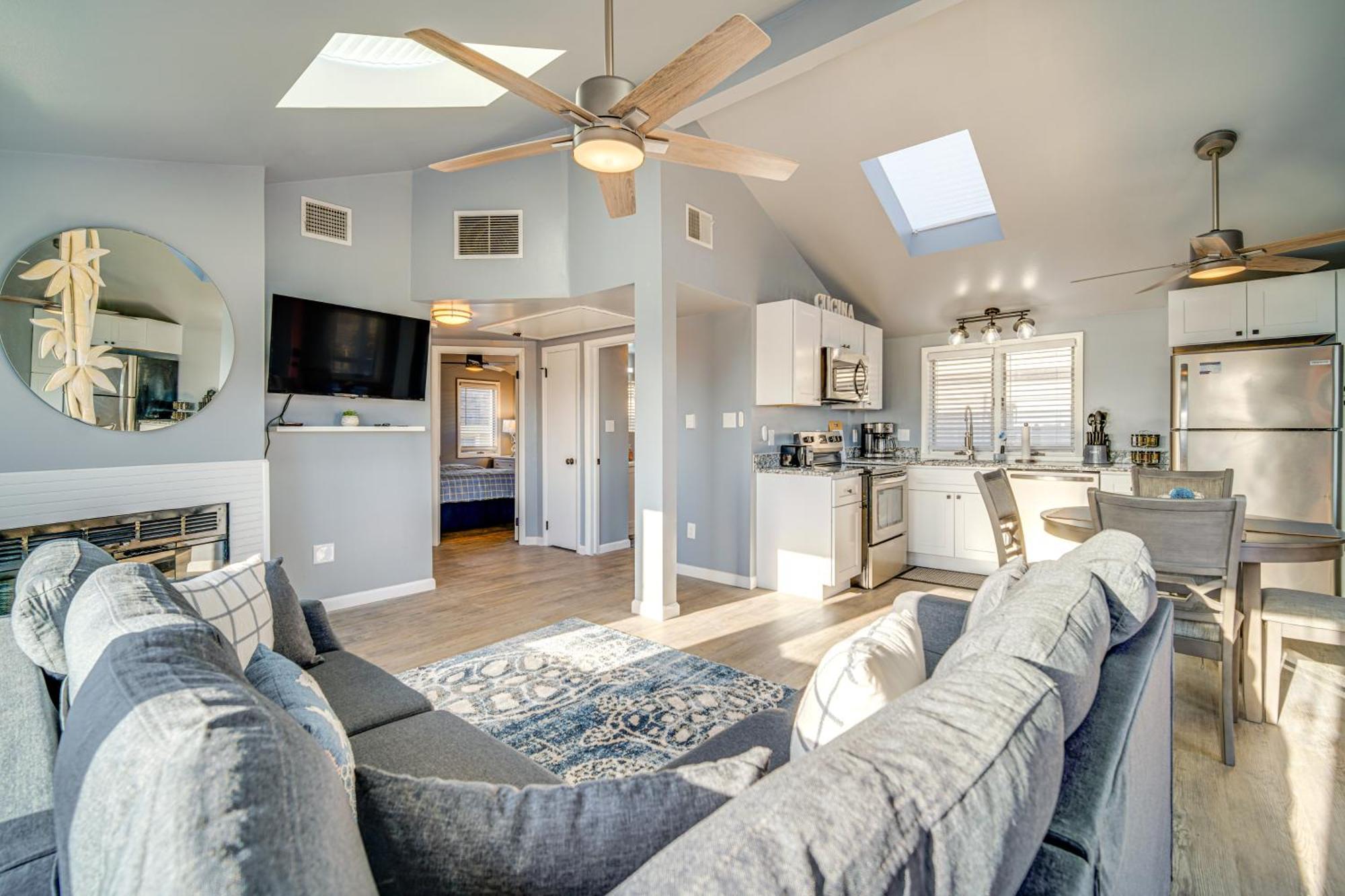 Appartement Ocean Retreat With Ocean Views, Walk To Beach! *