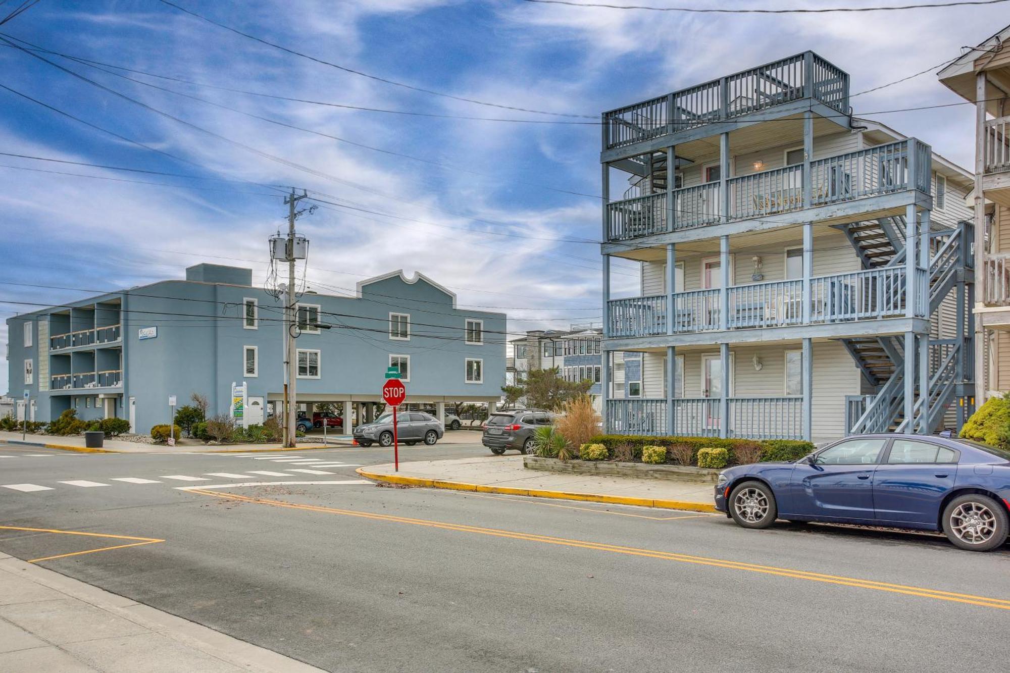 Ocean Retreat With Ocean Views, Walk To Beach! * Ocean City