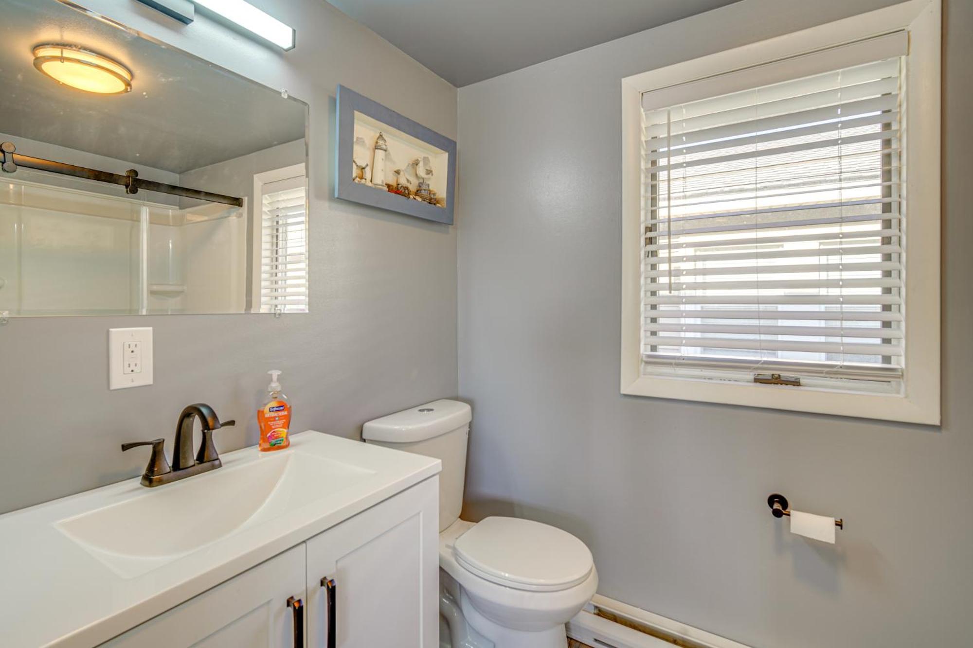 Ocean Retreat With Ocean Views, Walk To Beach! *